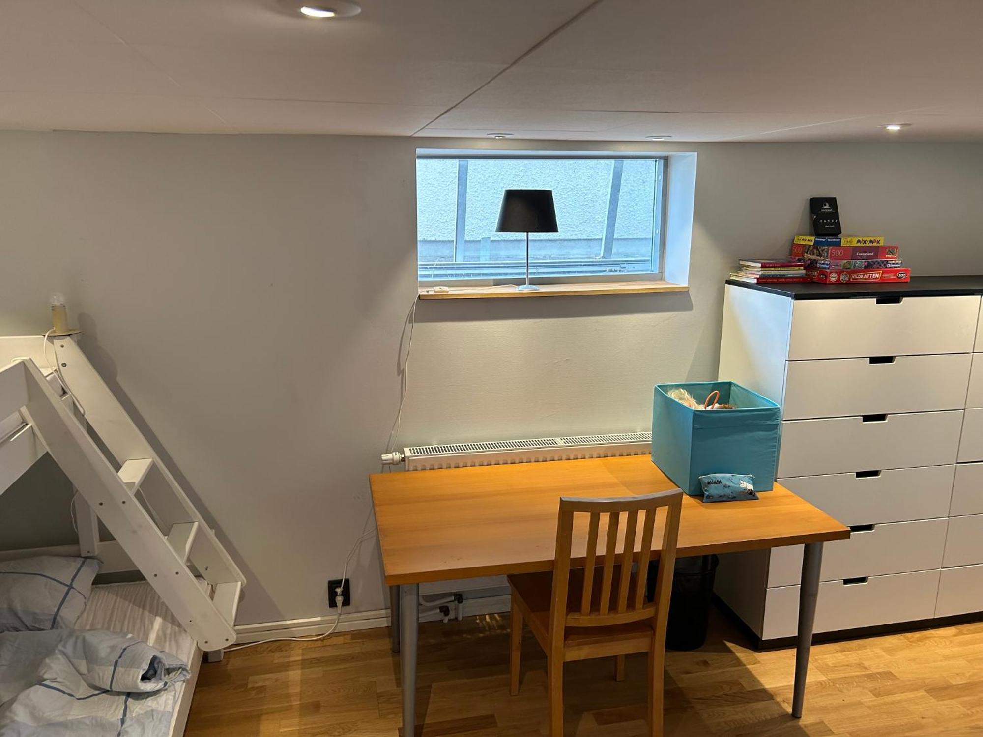 Kaellarlaegenhet Floragatan Apartment Халмщад Екстериор снимка