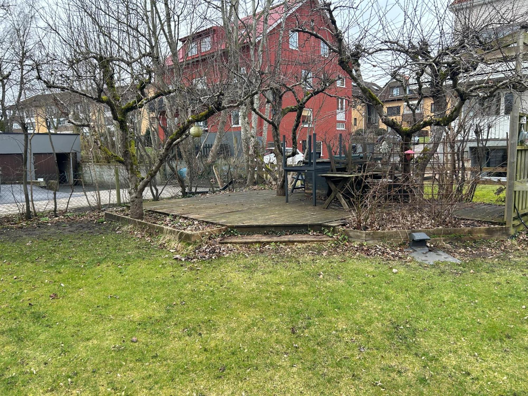Kaellarlaegenhet Floragatan Apartment Халмщад Екстериор снимка
