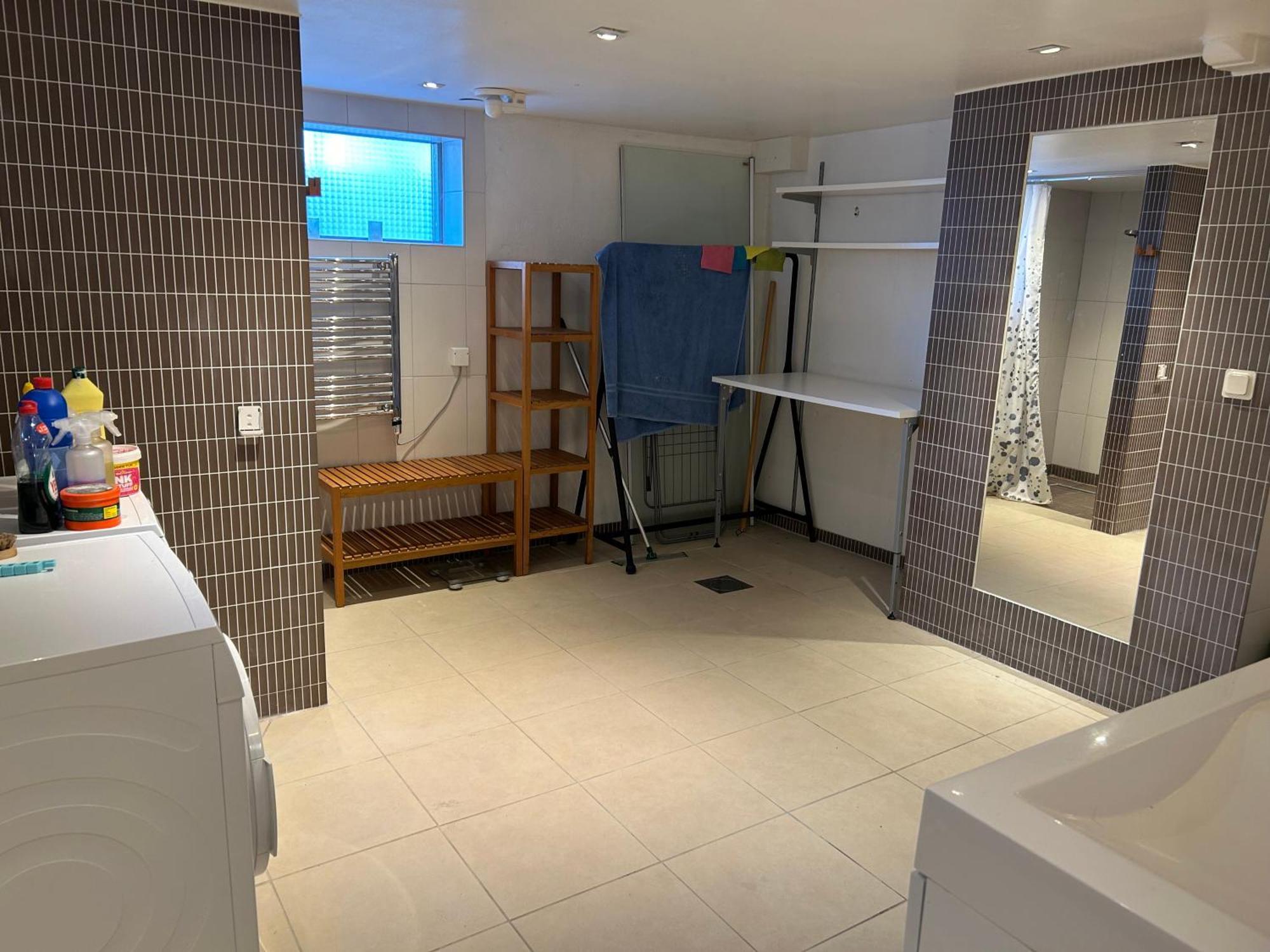 Kaellarlaegenhet Floragatan Apartment Халмщад Екстериор снимка
